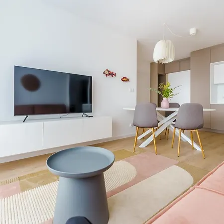 Pearl Surfingbird Apartment